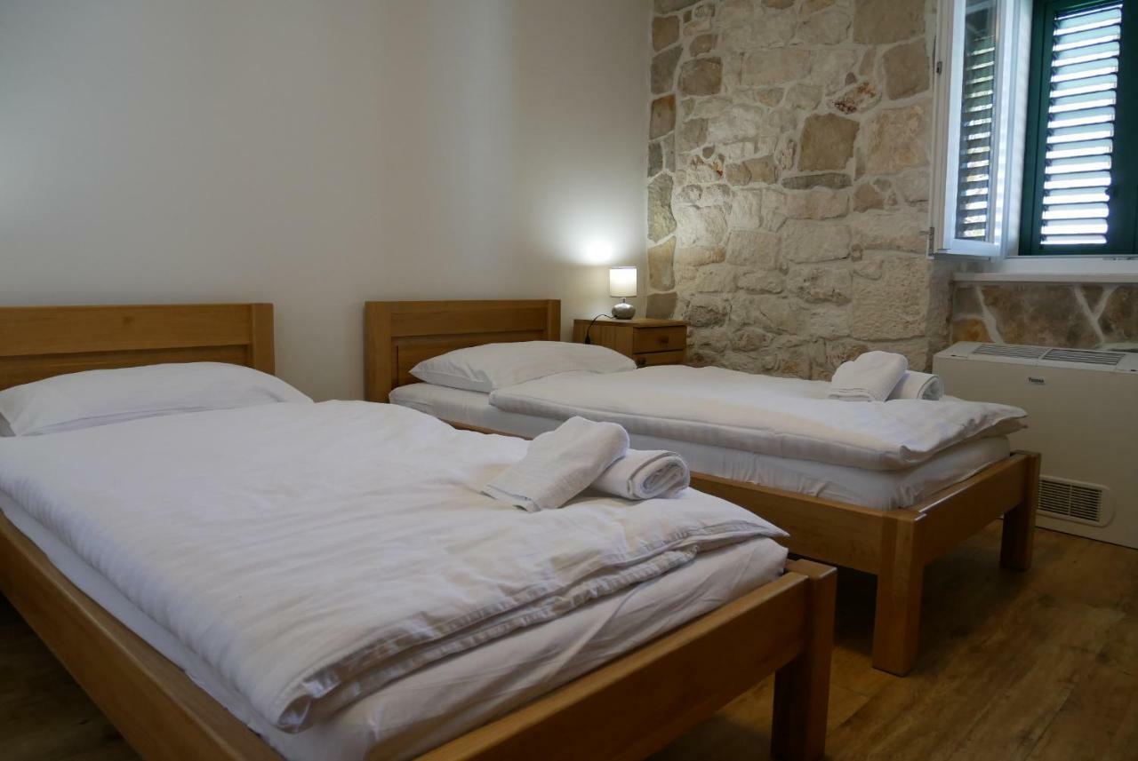 Guest House Jere Old Town Rogoznica  Eksteriør billede